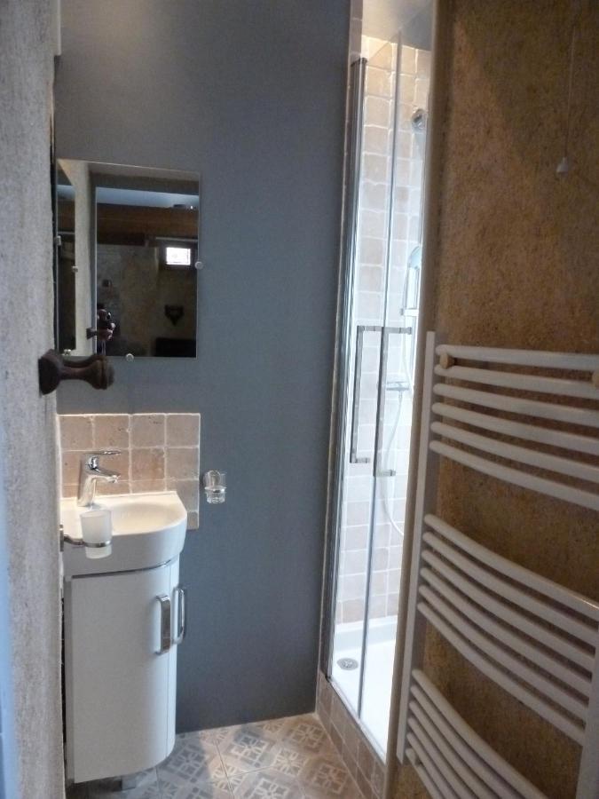 דינאן Appartement Des Remparts מראה חיצוני תמונה