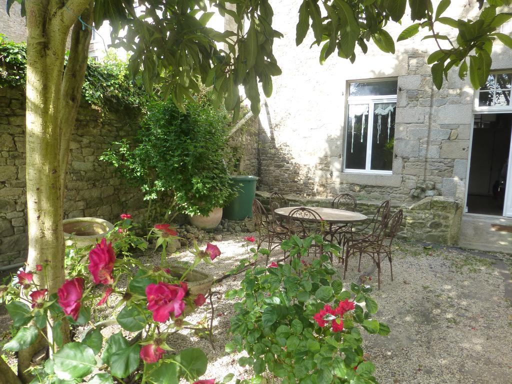 דינאן Appartement Des Remparts מראה חיצוני תמונה