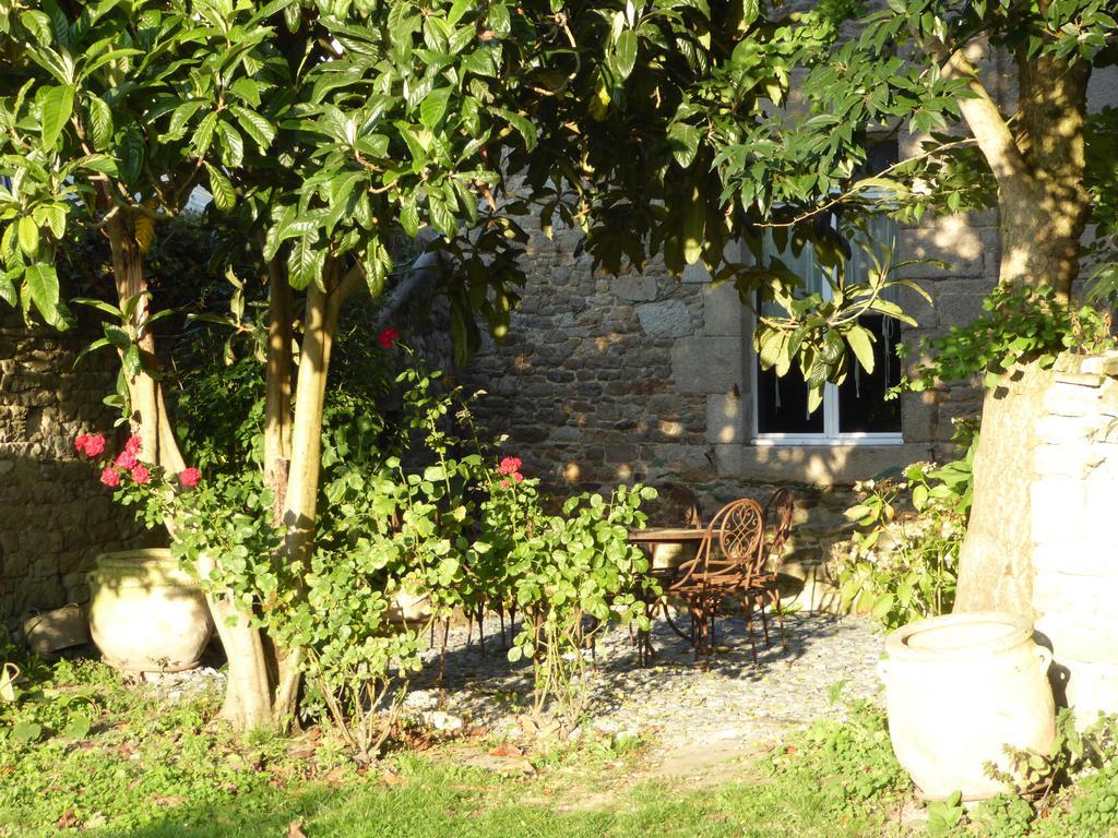 דינאן Appartement Des Remparts מראה חיצוני תמונה