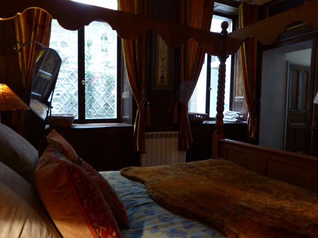 דינאן Appartement Des Remparts מראה חיצוני תמונה